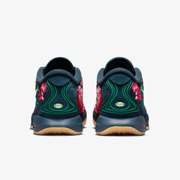 Nike LeBron XXI Premium 