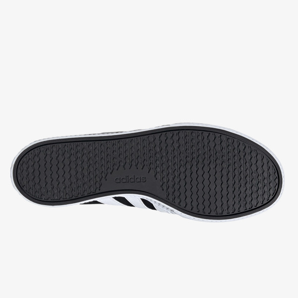adidas DAILY 3.0 