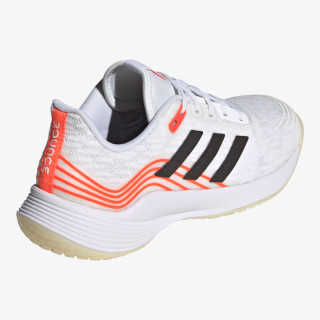 adidas Novaflight 