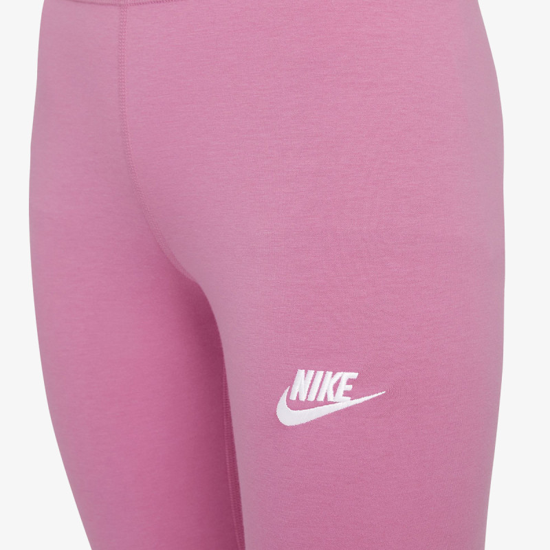 Nike Classic 
