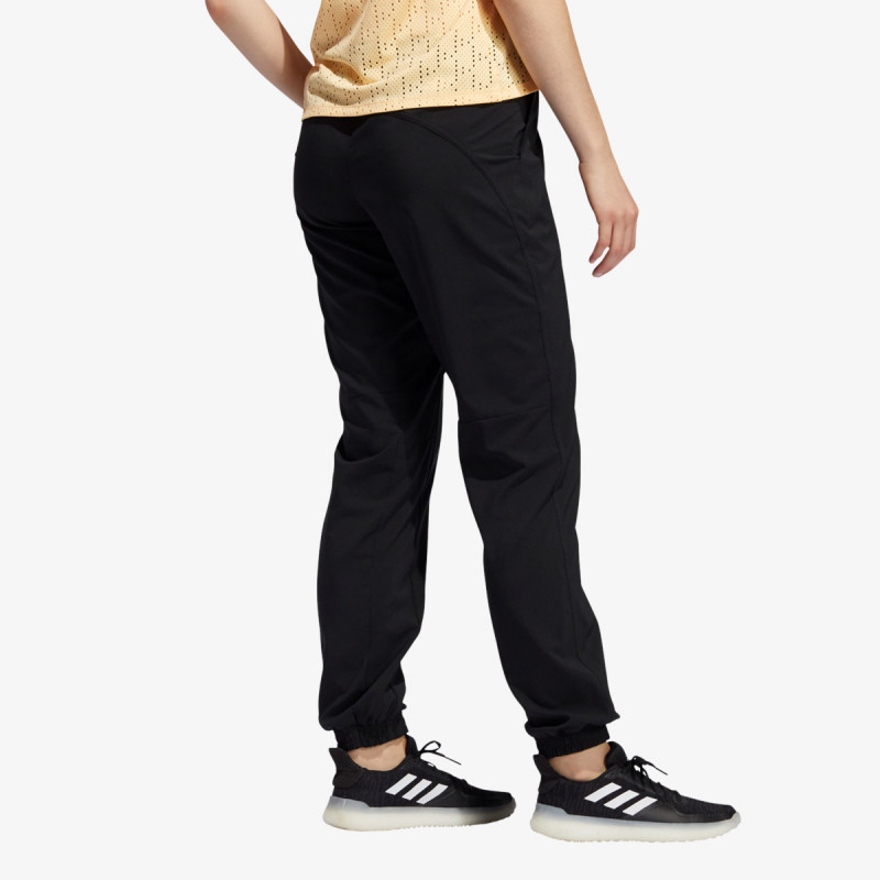 adidas WOVEN BADGE OF SPORT 