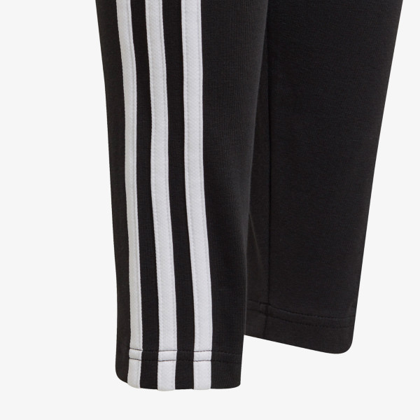 adidas ESSENTIALS 