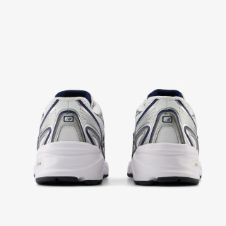 New Balance K 740 