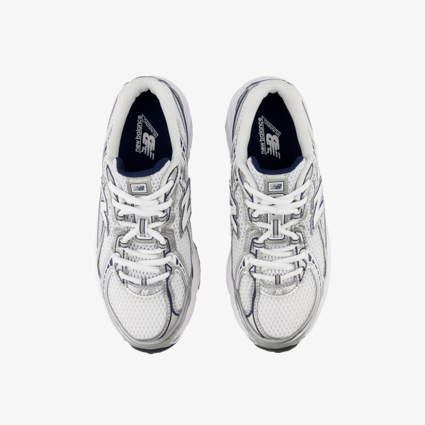 New Balance K 740 