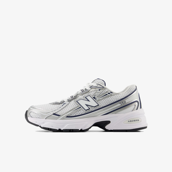 New Balance K 740 