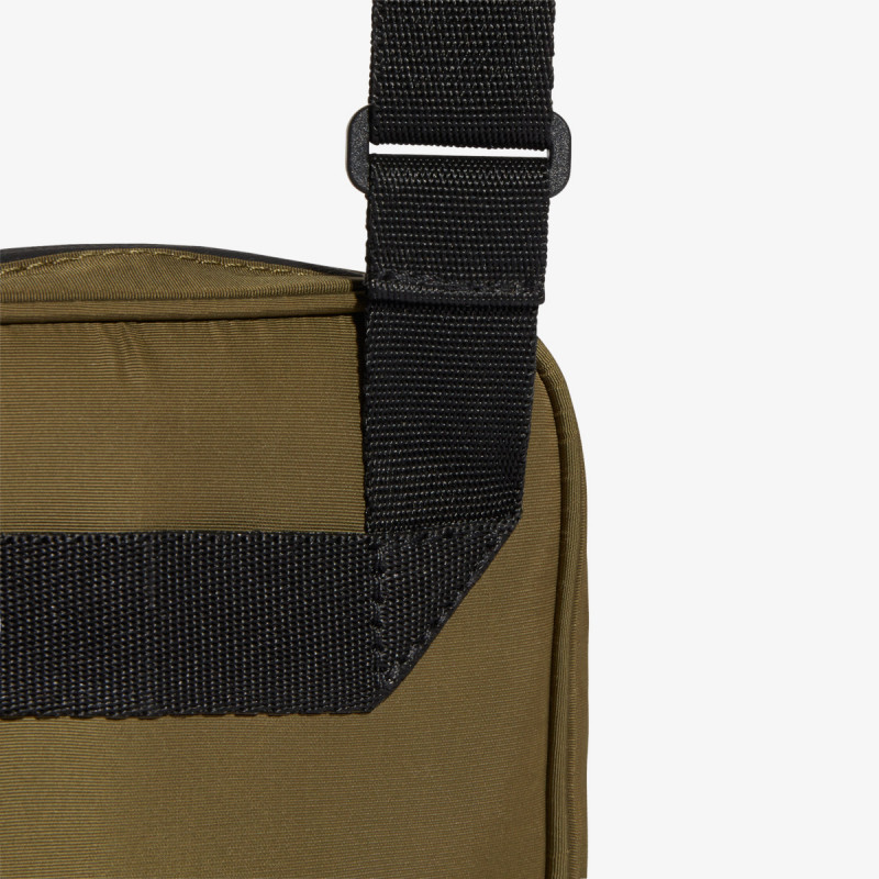 adidas ORGANIZER MEDIUM 