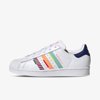 adidas Superstar