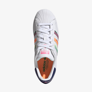adidas Superstar