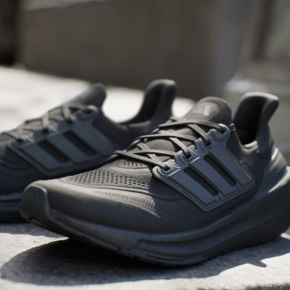 adidas ULTRABOOST 23 