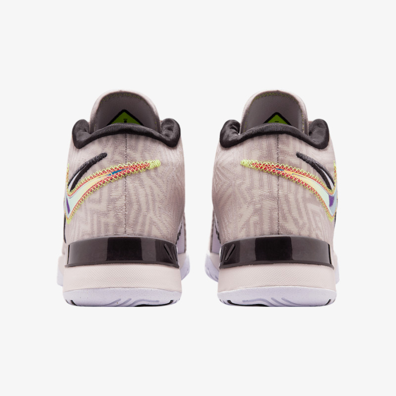 Nike Маратонки LBJ NXXT GENISUS 