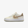 Nike Nike Air Force 1 LV8 