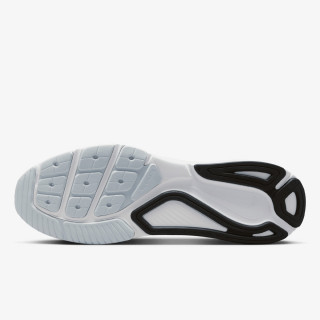 Nike STRUCTURE 26 