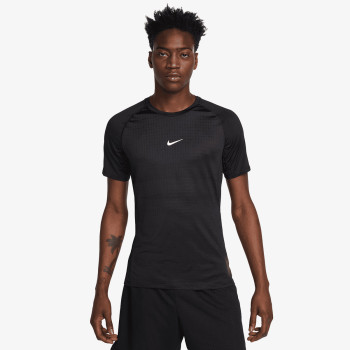 Nike Breathe 