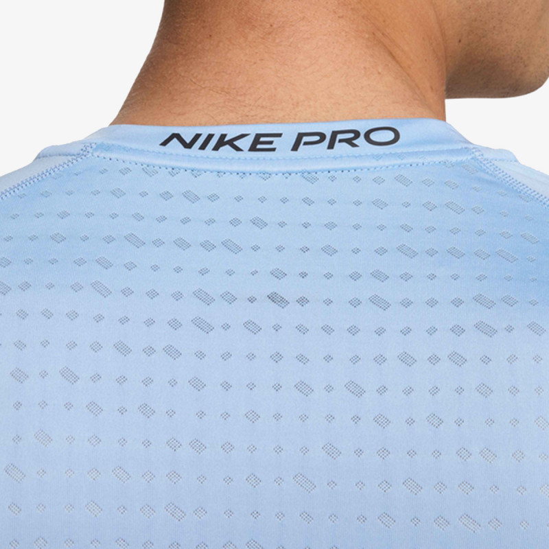 Nike Breathe 