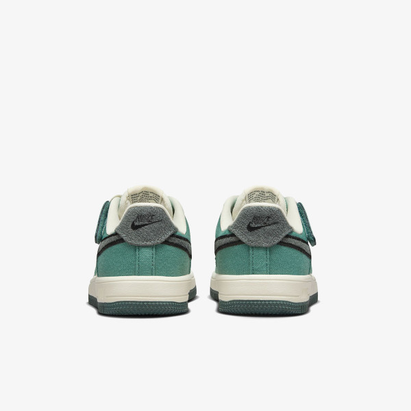 Nike Force 1 LV8 3 