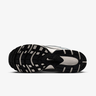 Nike NIKE V5 RNR 