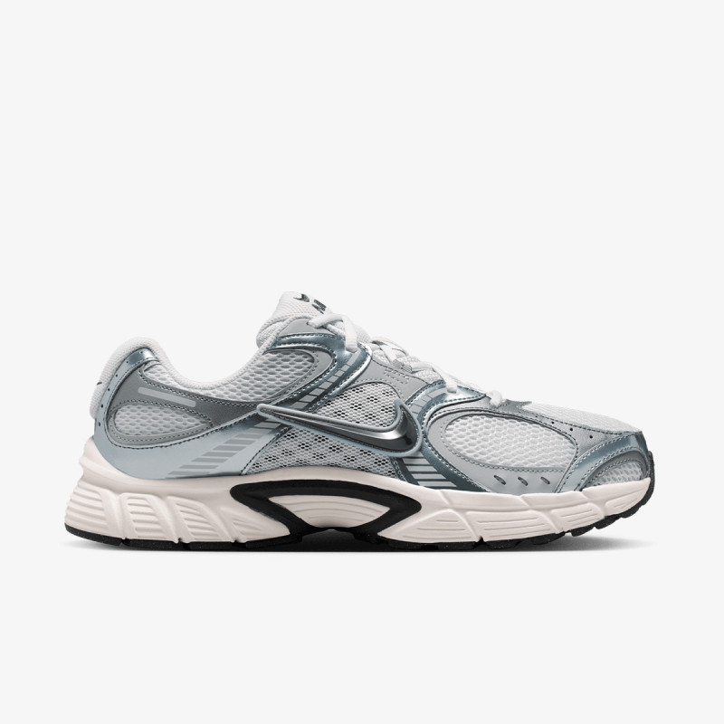 Nike NIKE V5 RNR 