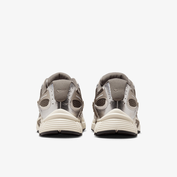 Nike NIKE V5 RNR 