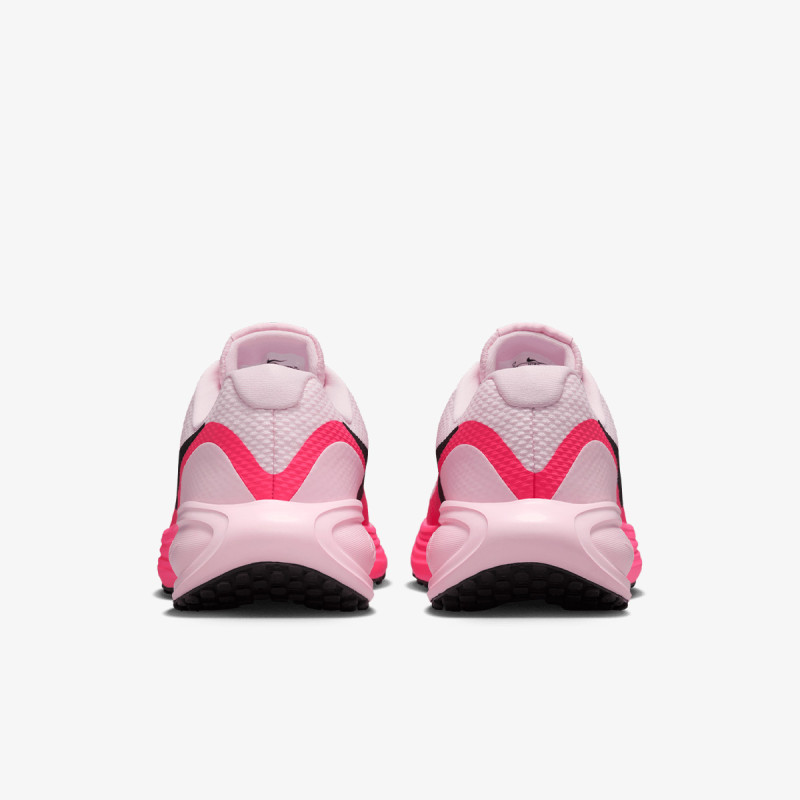 Nike W NIKE REVOLUTION 8 