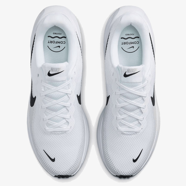 Nike REVOLUTION 8 