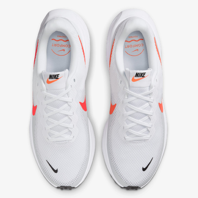 Nike NIKE REVOLUTION 8 