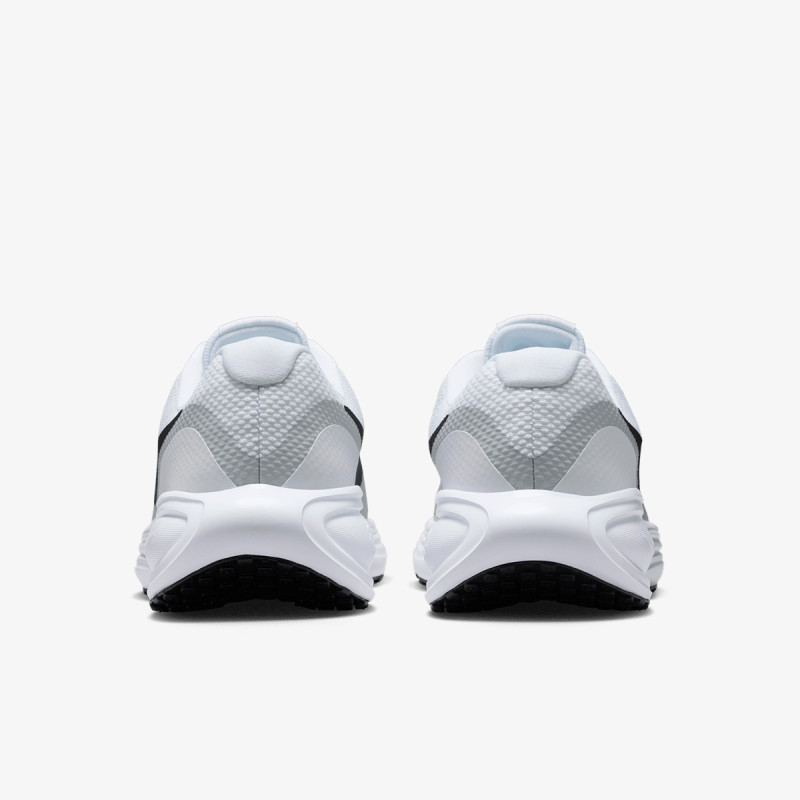 Nike NIKE REVOLUTION 8 