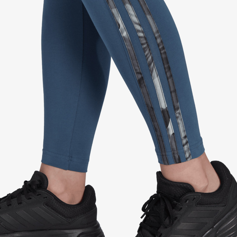 adidas ESSENTIALS 