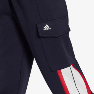 adidas BLUV Q4 