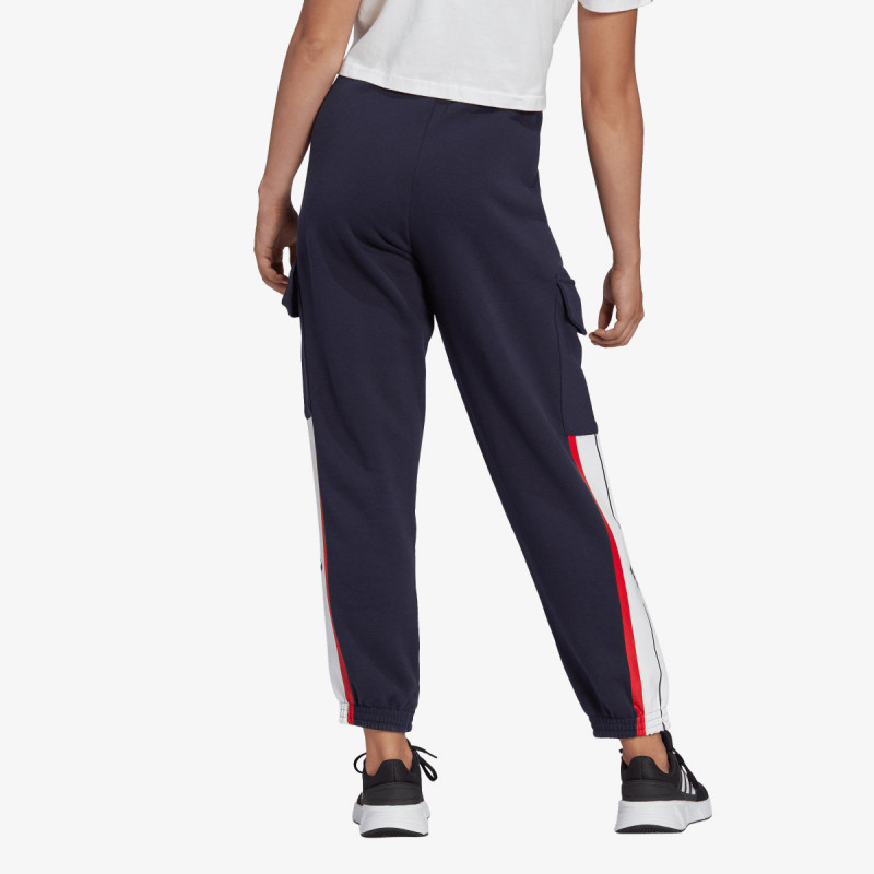 adidas BLUV Q4 