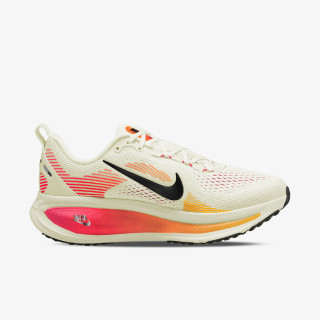 Nike Маратонки Vomero 18 