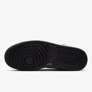 Nike Air Jordan 1 Low SE 