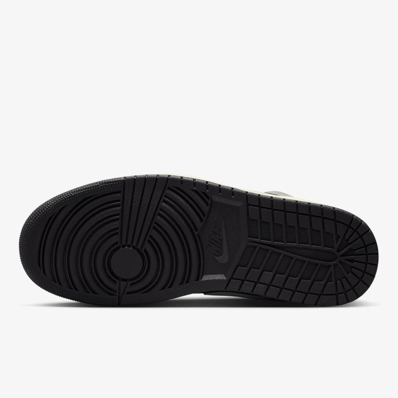 Nike Air Jordan 1 Low SE 