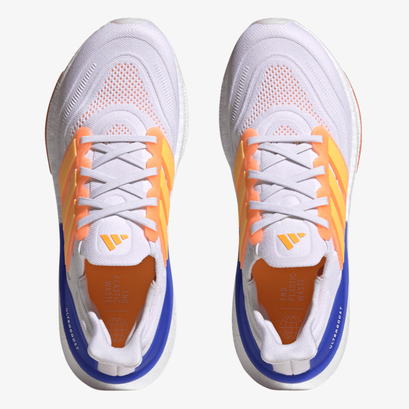 adidas ULTRABOOST 23 