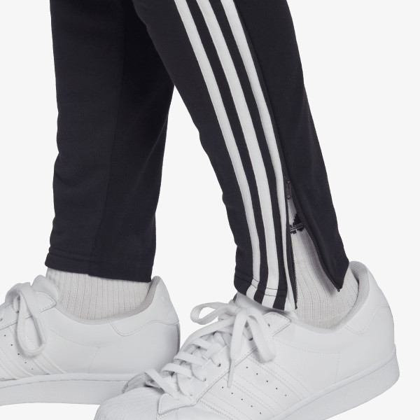adidas Juventus DNA 