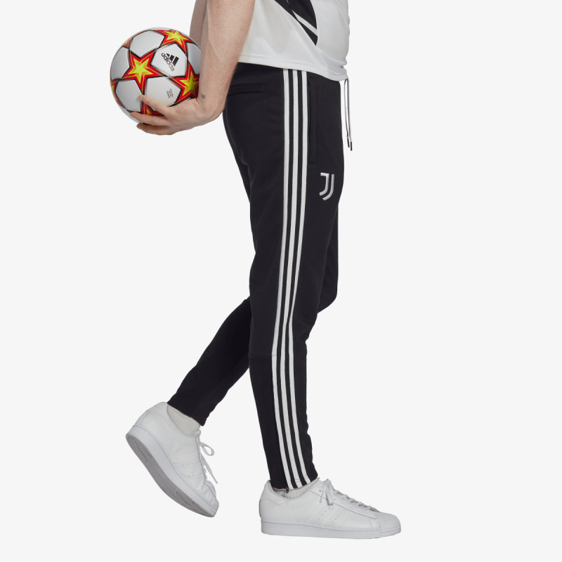 adidas Juventus DNA 