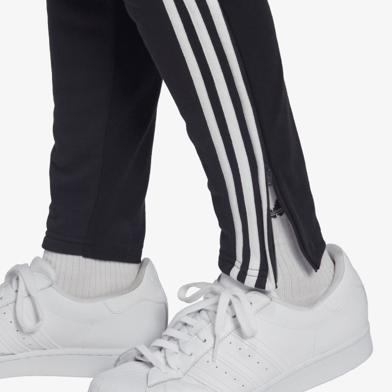 adidas Juventus DNA 