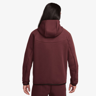 Nike Tech 