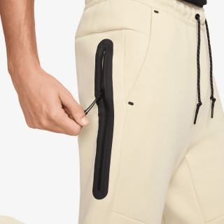 Nike Tech 