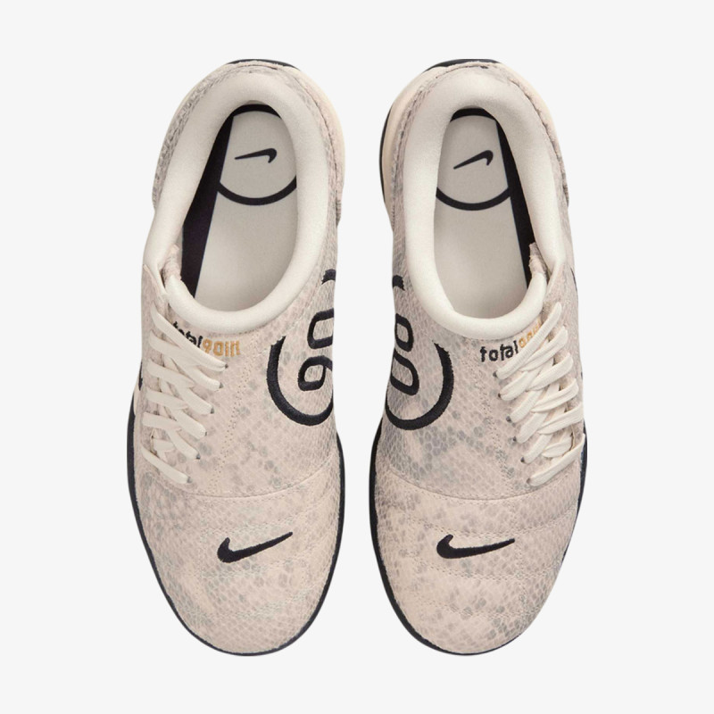 Nike Total 90 SE 