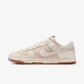 Nike NIKE DUNK LOW RETRO BTTYS CN 