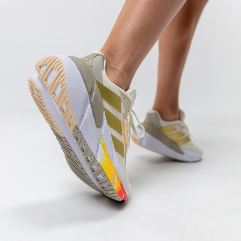adidas ADISTAR CS 2 W 