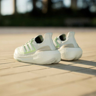 adidas ULTRABOOST LIGHT W 