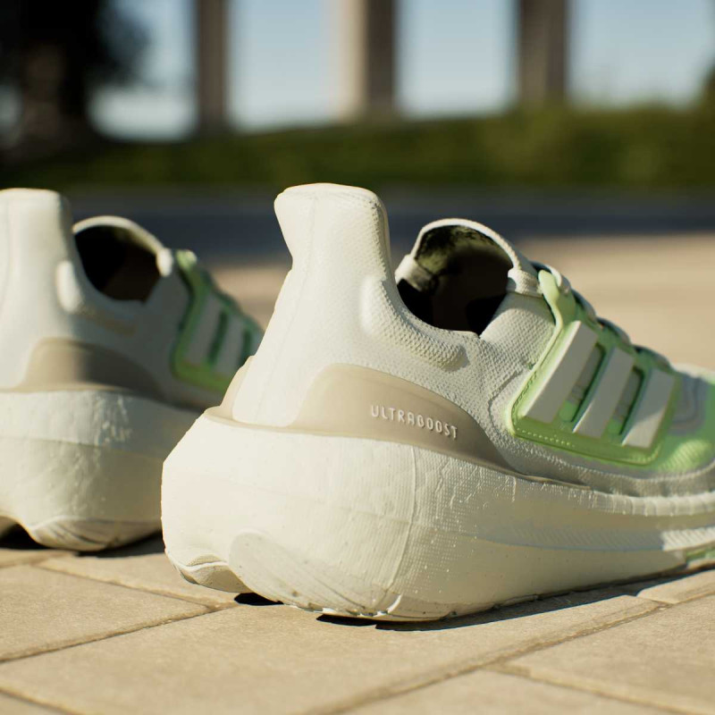 adidas ULTRABOOST LIGHT W 