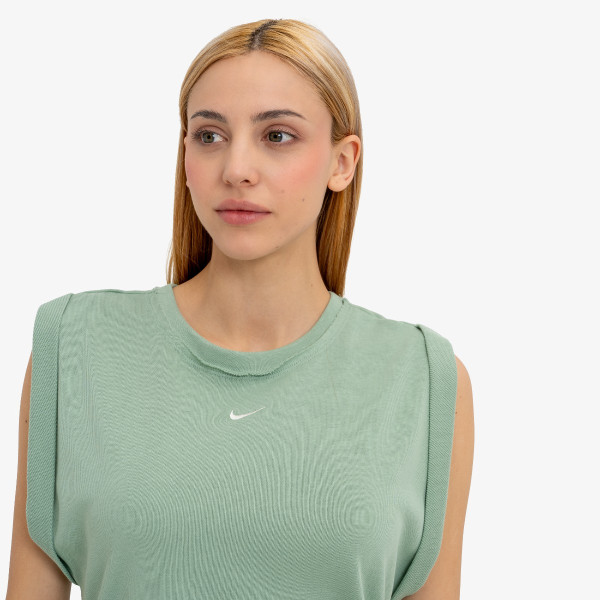 Nike Chill Fit Dress 