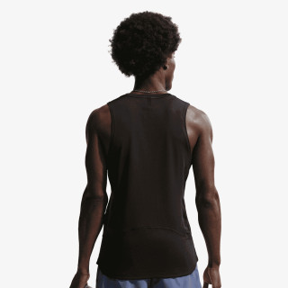 Nike Primary 