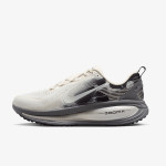 Nike Vomero 18 Se 
