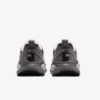 Nike Vomero 18 Se 