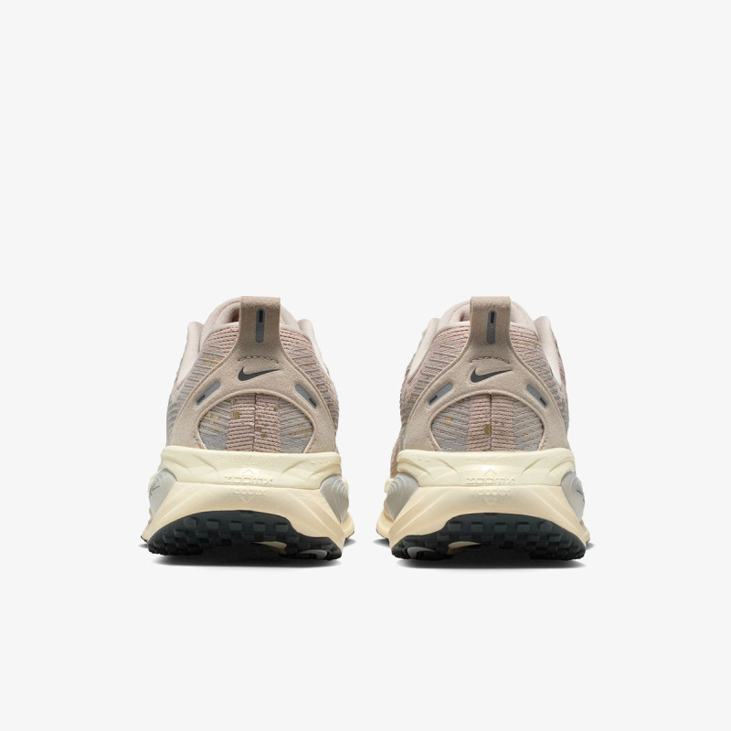Nike Vomero 18 Se 