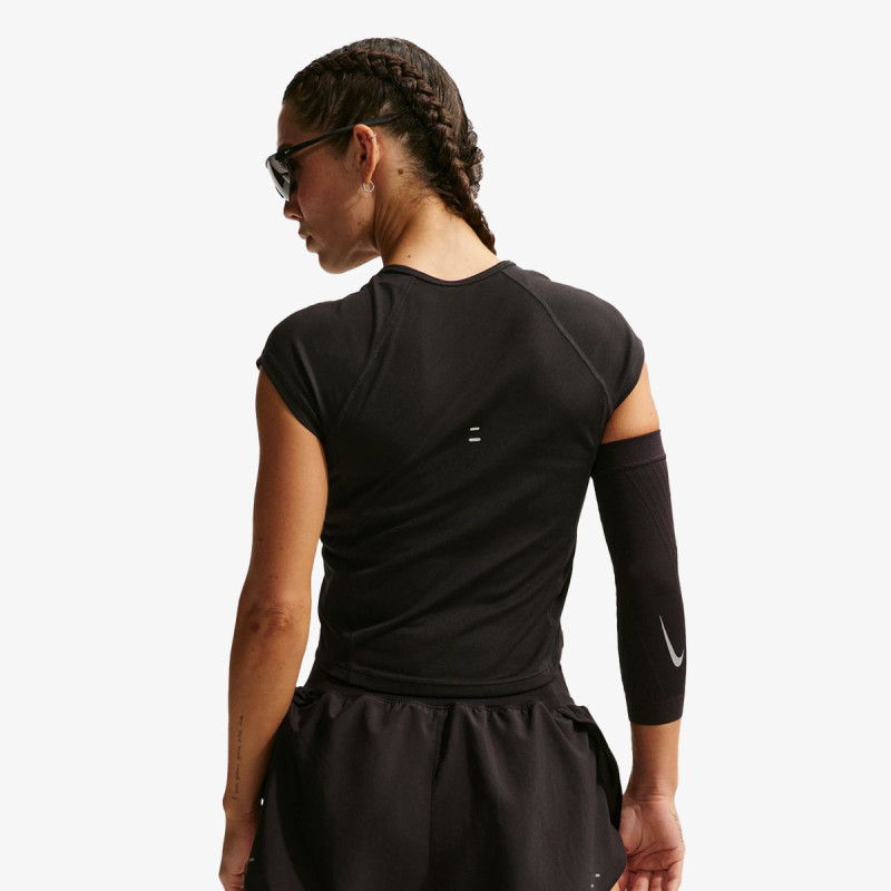 Nike W NK TEMPO SWOOSH RUN DF SS 