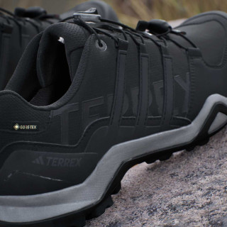 adidas Terrex Swift R2 